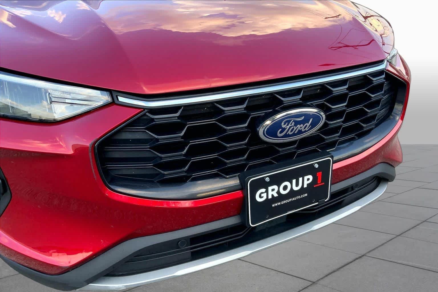 Used 2025 Ford Escape ST-Line FWD image 29