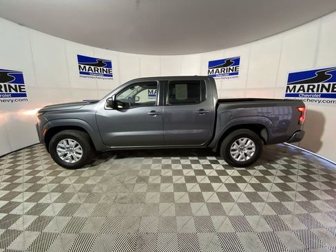 Used 2023 Nissan Frontier SV RWD image 13