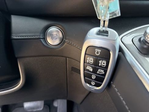 Used 2023 Hyundai Santa Fe Limited image 42