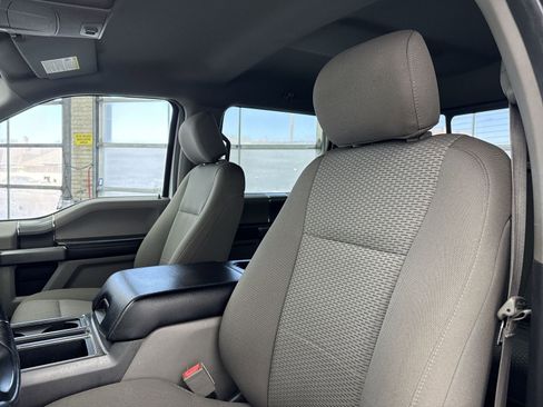 Used 2018 Ford F150 XLT w/ Equipment Group 302A Luxury AWD/4WD image 10