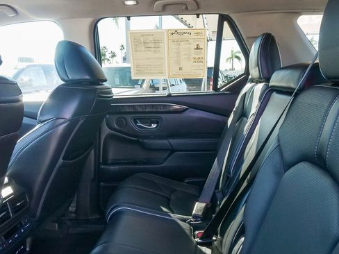 Used 2024 Honda Pilot Elite image 15