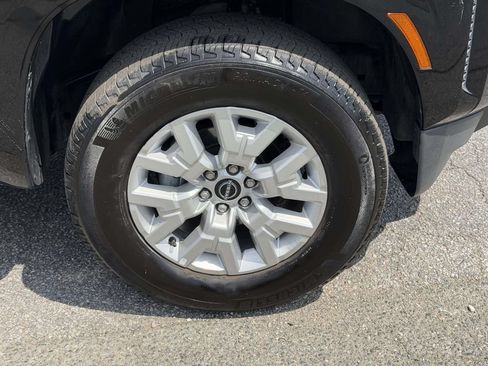 Used 2023 Nissan Frontier SV AWD/4WD image 25