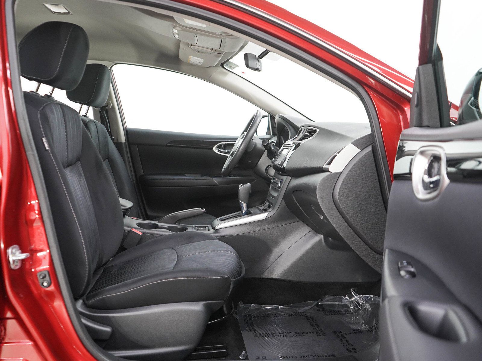 Used 2017 Nissan Sentra SV w/ Driver's Assist Package FWD image 11