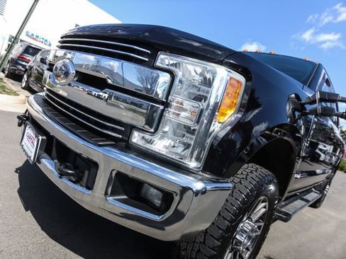 Used 2017 Ford F350 Lariat w/ Lariat Ultimate Package AWD/4WD image 39