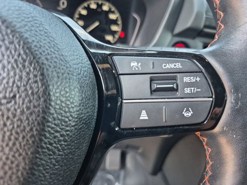 Used 2025 Honda Pilot TrailSport image 16