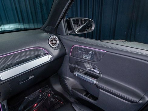Certified 2025 Mercedes-Benz GLB 250 image 22