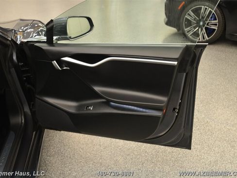 Used 2016 Tesla Model S AWD image 31