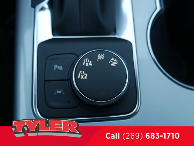 New 2026 Chevrolet Blazer LT w/ Convenience Package AWD/4WD image 35