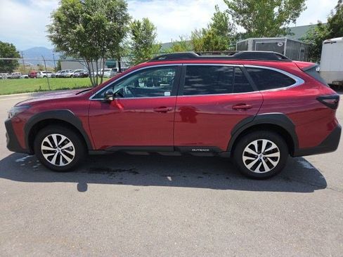 Used 2023 Subaru Outback Premium AWD/4WD image 7