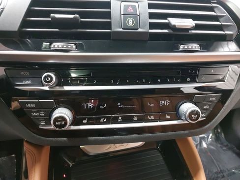 Used 2019 BMW X4 xDrive30i w/ M Sport Package 2 image 21