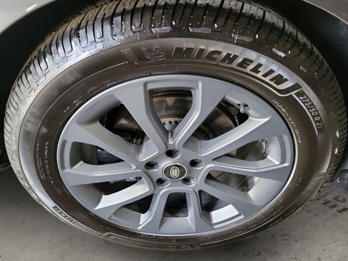 Used 2023 Land Rover Range Rover Sport SE Dynamic AWD/4WD image 12