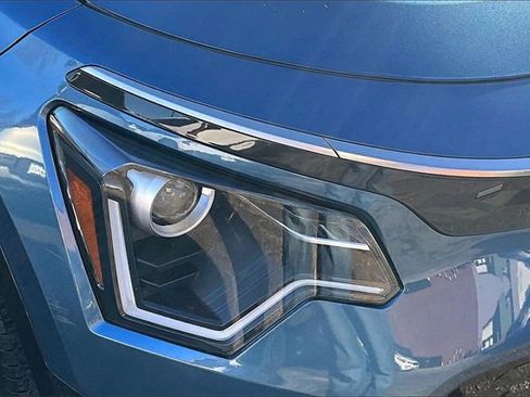 Certified 2024 Kia Niro Wind image 28