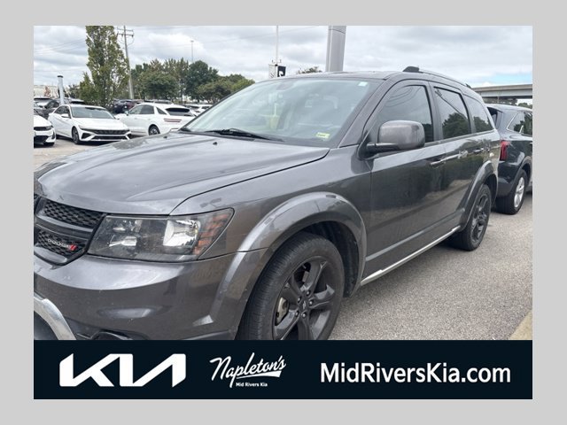 Used 2019 Dodge Journey Crossroad w/ Nav & Sun Group FWD image 1