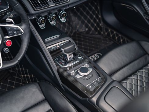 Used 2018 Audi R8 V10 plus AWD/4WD image 30