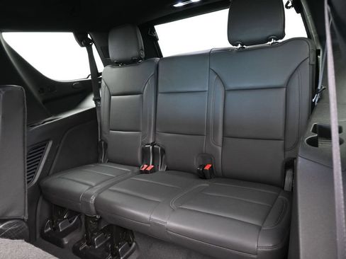 Used 2024 Chevrolet Tahoe LT RWD image 34