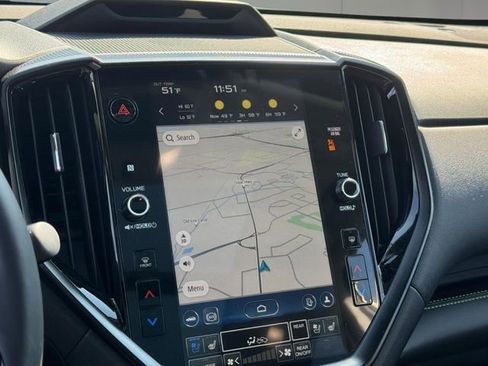 Certified 2025 Subaru Ascent Bronze Edition w/ Onyx Package image 17