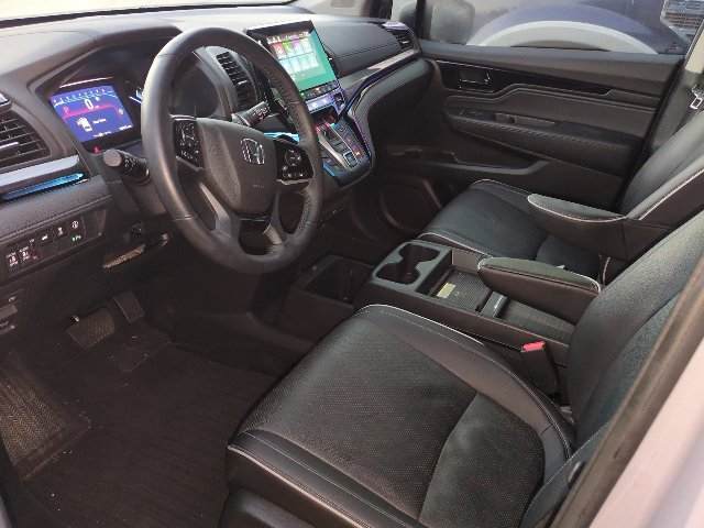 Used 2023 Honda Odyssey Elite image 8