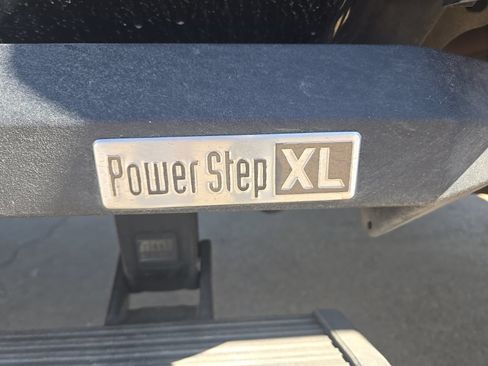 Used 2021 Jeep Gladiator Mojave AWD/4WD image 15