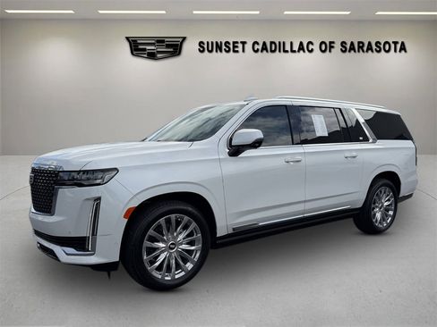 Certified 2024 Cadillac Escalade ESV Premium Luxury w/ Performance Package image 6