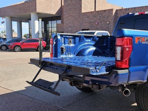 Used 2022 Ford F250 Platinum image 10