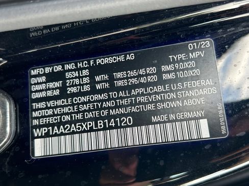 Used 2023 Porsche Macan Turbo AWD/4WD image 49