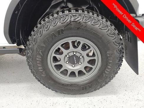 Used 2022 Ford Bronco Badlands w/ Sasquatch Package AWD/4WD image 10
