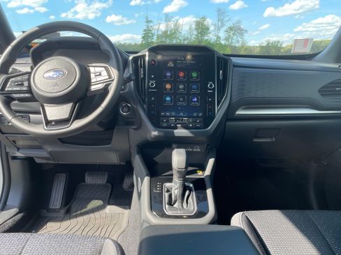 Certified 2025 Subaru Forester Premium AWD/4WD image 14
