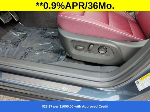 New 2026 Buick Envision Sport Touring AWD/4WD image 11