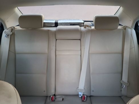 Used 2014 Lexus ES 350 w/ Luxury Package FWD image 17