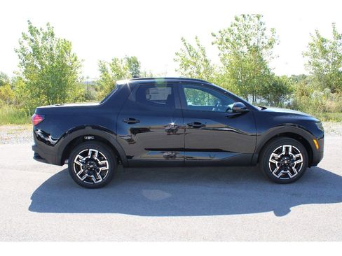 Used 2025 Hyundai Santa Cruz Limited image 5