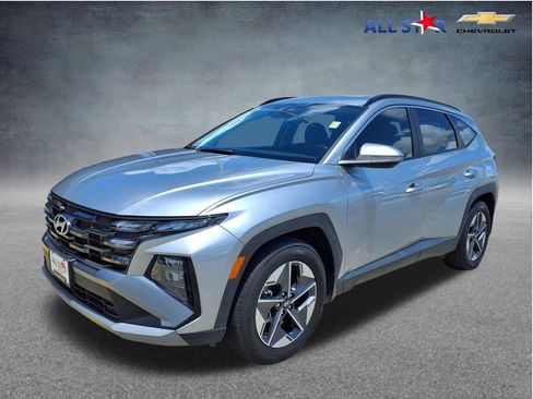Used 2025 Hyundai Tucson SEL FWD image 1