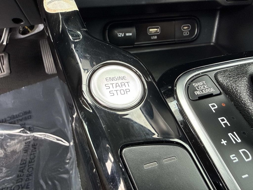 Used 2024 Kia Soul EX w/ Option Group 015 FWD image 34