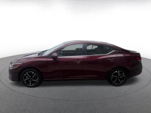 Used 2025 Nissan Sentra SV FWD image 8