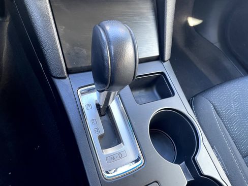 Used 2017 Subaru Legacy 2.5i Premium image 19