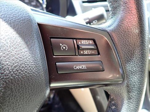 Used 2013 Subaru Crosstrek 2.0i Limited AWD/4WD image 22