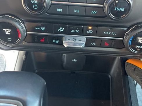 Used 2023 Ford Bronco Badlands w/ Sasquatch Package image 18