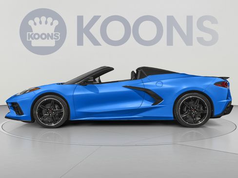 Used 2024 Chevrolet Corvette Stingray Convertible w/ 1LT RWD image 4