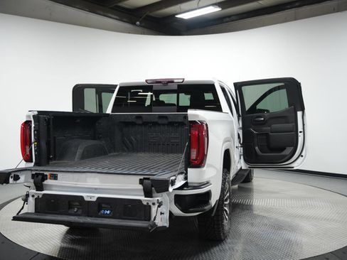 Used 2021 GMC Sierra 1500 AT4 w/ AT4 Premium Package image 12