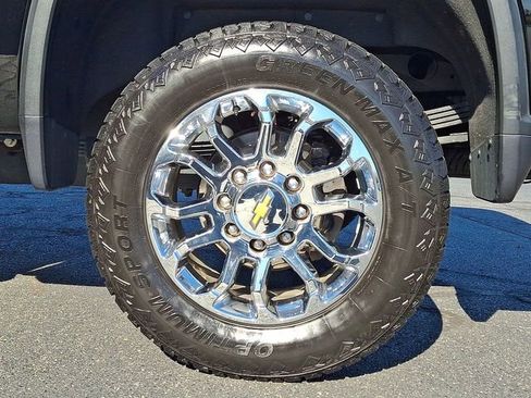 Certified 2024 Chevrolet Silverado 2500 LTZ w/ LTZ Premium Package image 32