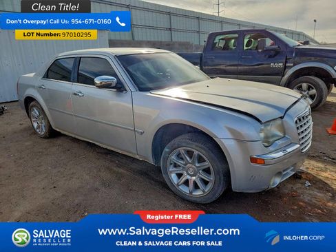 Used 2005 Chrysler 300 C w/ Navigation & Sound Group II image 5