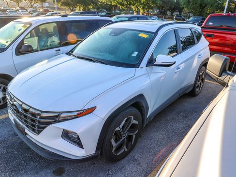 Used 2022 Hyundai Tucson SEL w/ Convenience + Premium Package FWD image 3