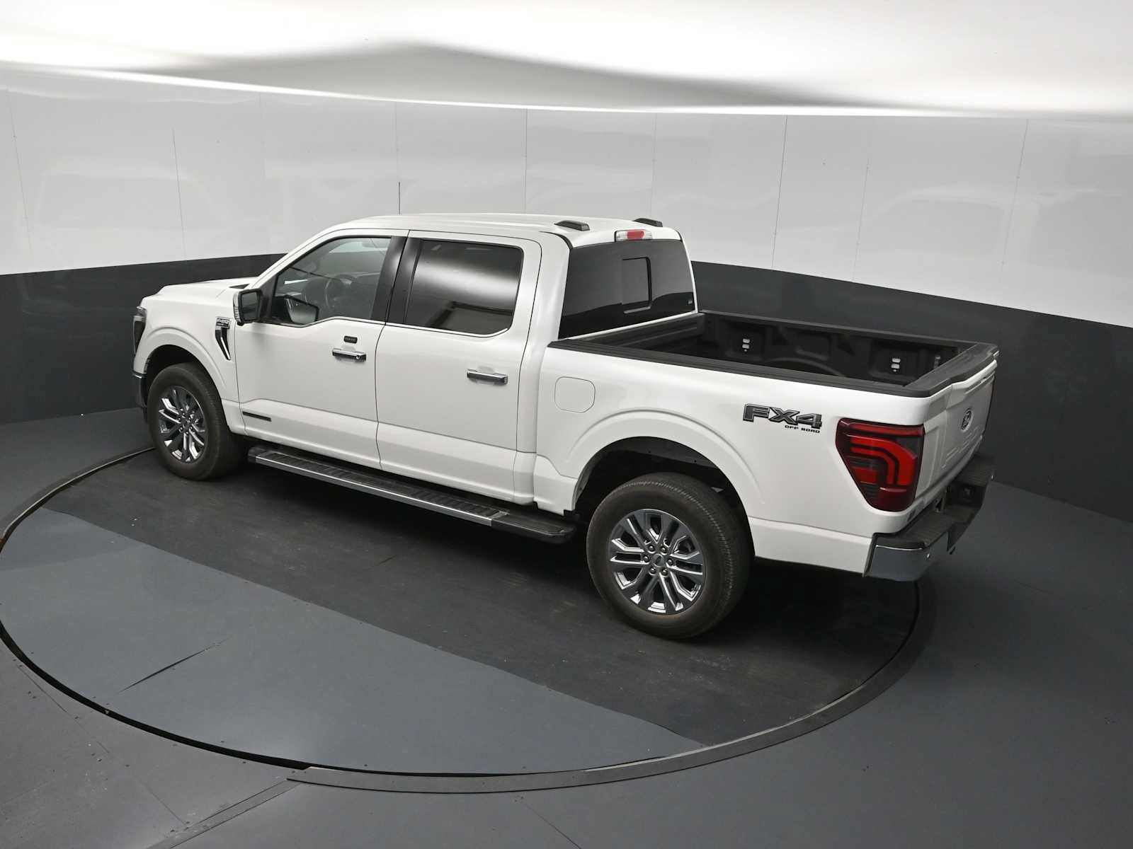 Certified 2025 Ford F150 Lariat w/ Equipment Group 501A Mid AWD/4WD image 26
