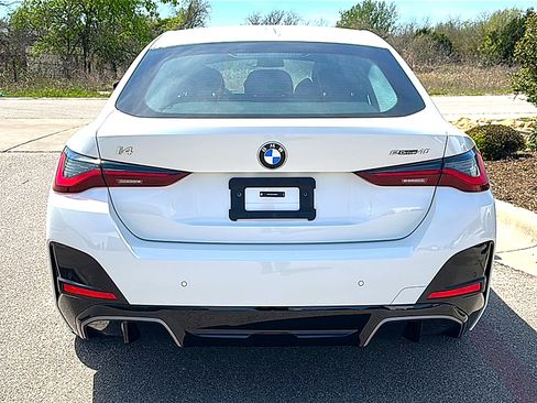 New 2026 BMW i4 eDrive40 w/ M Sport Package RWD image 7