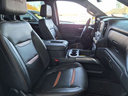 Used 2020 GMC Sierra 1500 AT4 w/ AT4 Premium Package AWD/4WD image 17