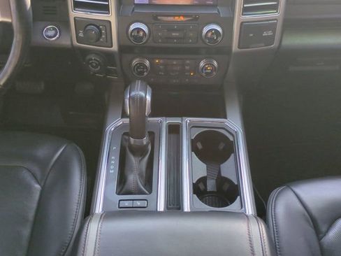 Used 2020 Ford F150 Platinum w/ Equipment Group 701A Luxury AWD/4WD image 18