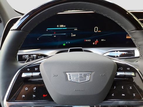 New 2026 Cadillac Vistiq Sport w/ LPO, Floor Liner Package image 15