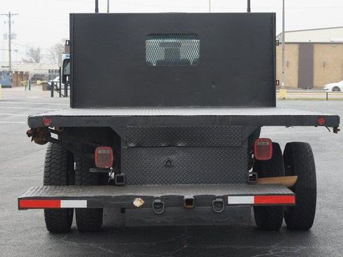 Used 2012 Ford F550 2WD Regular Cab Super Duty image 3