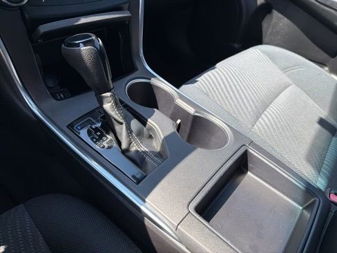 Used 2017 Toyota Camry LE image 19