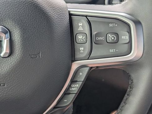 Used 2025 RAM 1500 Big Horn AWD/4WD image 18