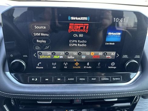 Used 2021 Nissan Rogue SL w/ Premium Package AWD/4WD image 14